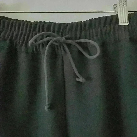 WILFRED joggers with bright pink stripe accents. Size xs - Picture 7 of 7